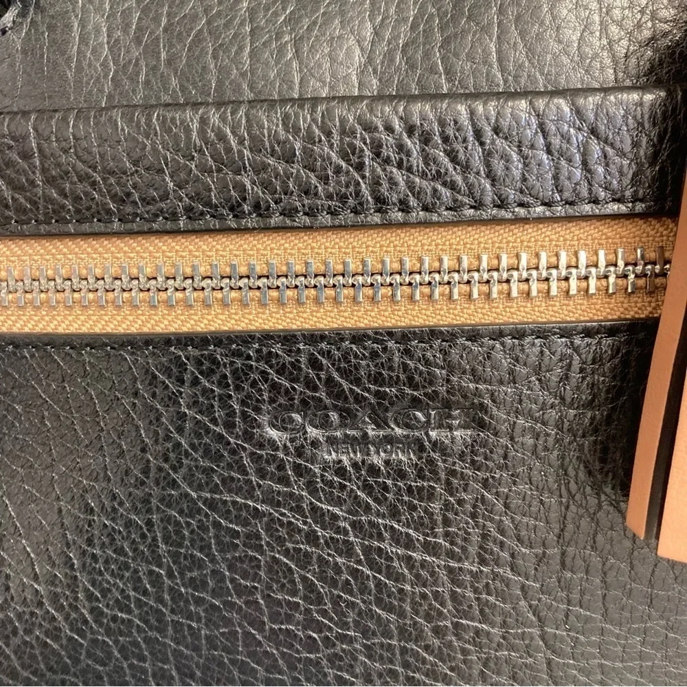 Coach 19926 black pebbled leather carryall legacy tote bag